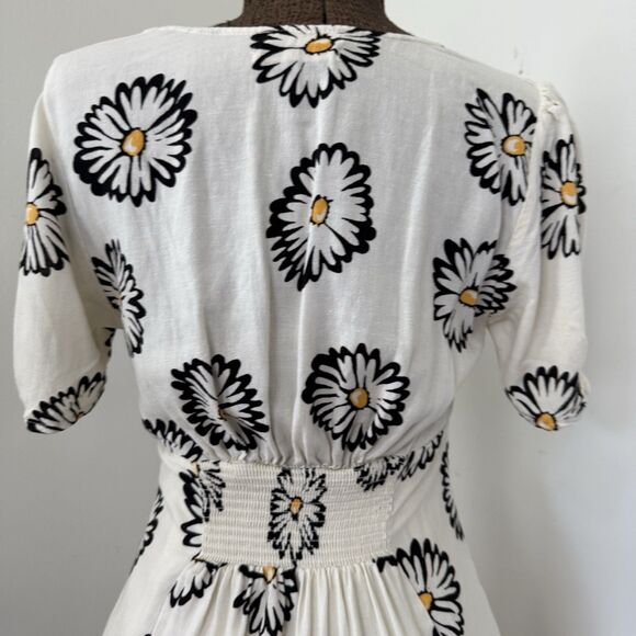 Urban Outfitters Bettie Daisy Print Twist Front Mini Dress Linen Blend Sz Small - Picture 7 of 11
